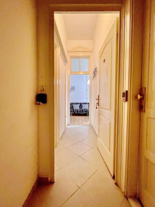 11# Sunflower Cozy Apartment Budapeste Exterior foto